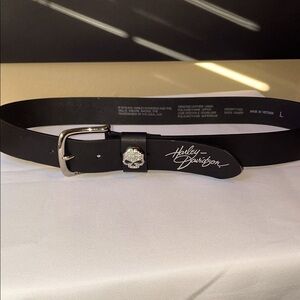 Harley-Davidson Willie G Skull Belt Size Large. Embellished With Crystal Skull.